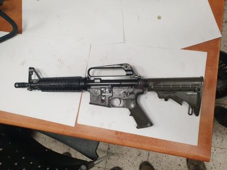 اعتقال مشتبه من ام الفحم بحوزته M16